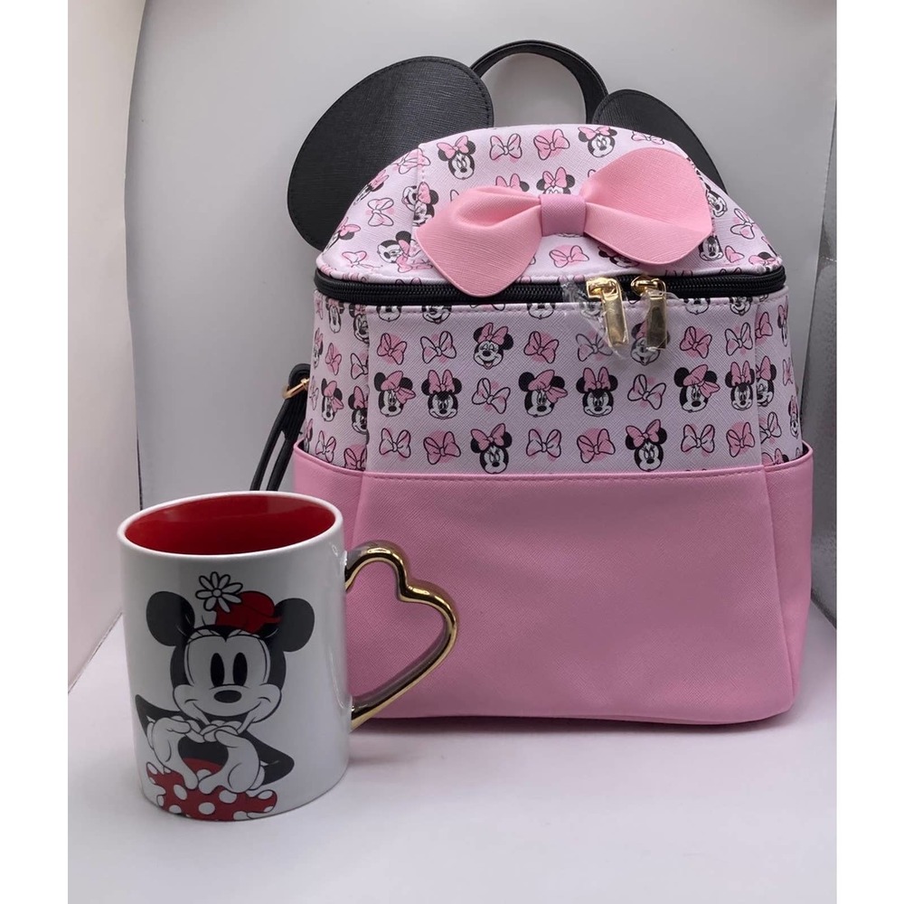 Pink Minnie backpack by Dani and minnie mug